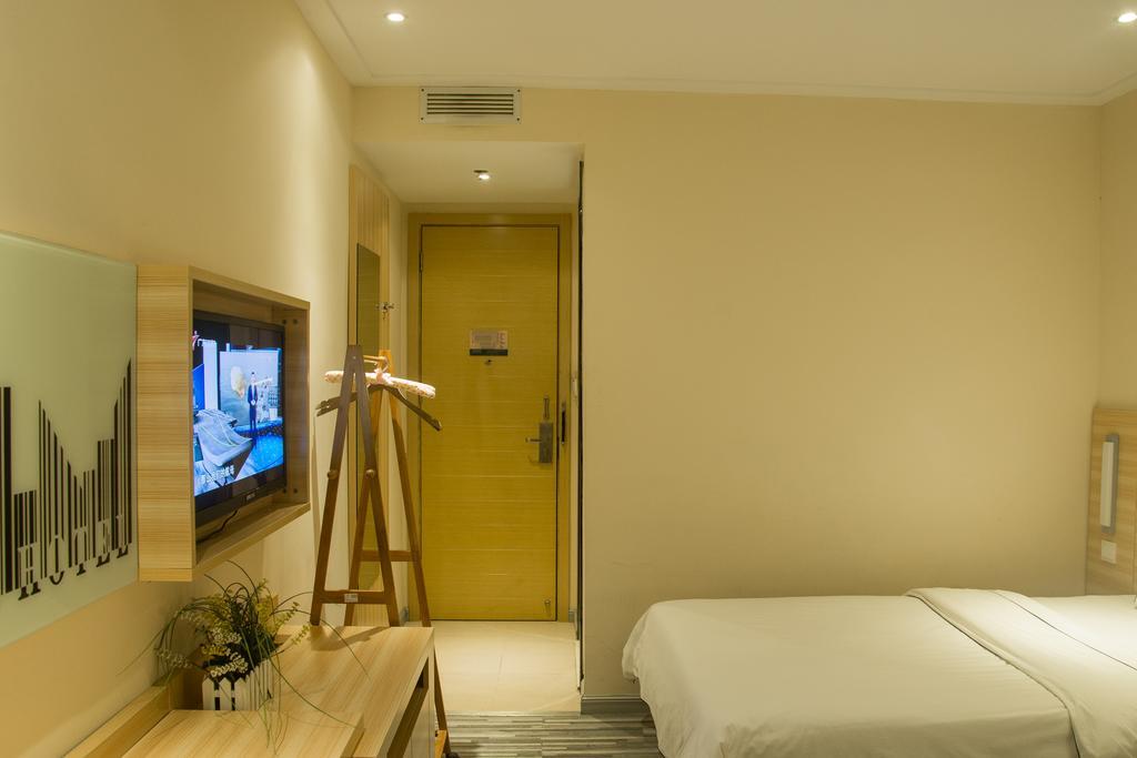 Denise Hotel Apartment Guangzhou Room photo