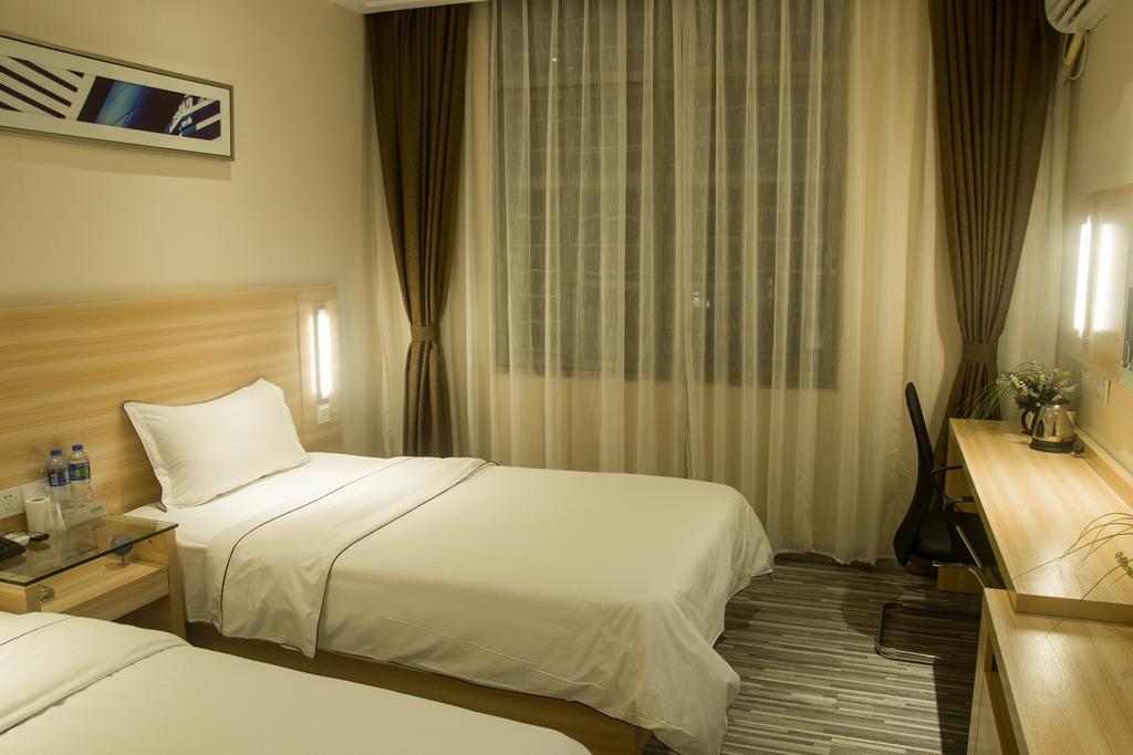 Denise Hotel Apartment Guangzhou Room photo
